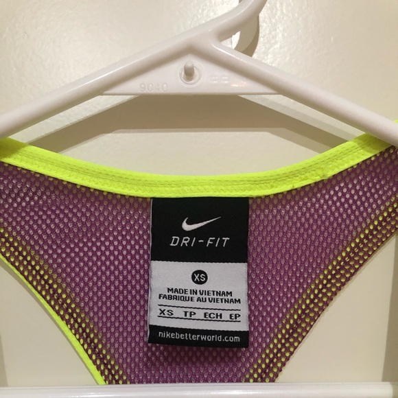 Nike Racerback - Picture 3 of 3